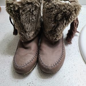 Winter boots